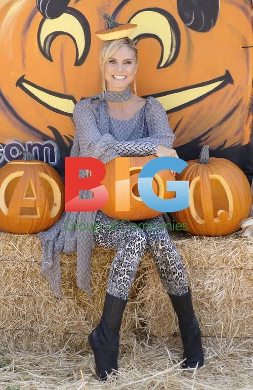 Heidi Klum at Pumpkin Patch in LA
