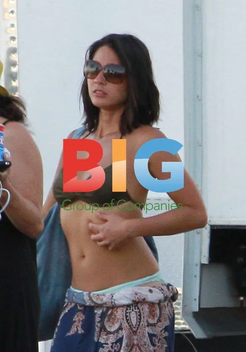 Olivia Munn on 'Magic Mike' set in Miami