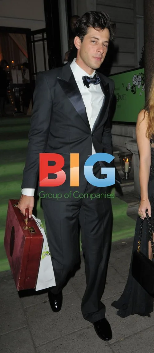 Mark Ronson & Josephine De La Baume Leaving Event