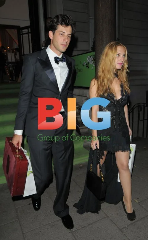 Mark Ronson & Josephine De La Baume