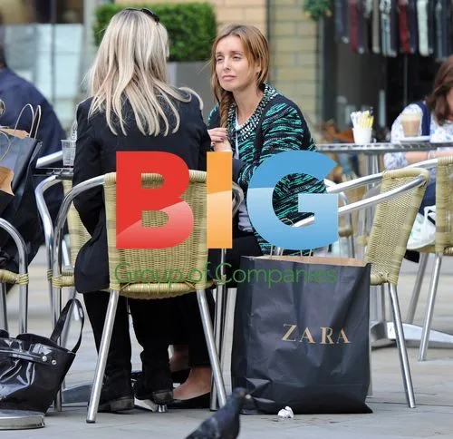 Louise Redknapp Shopping in London