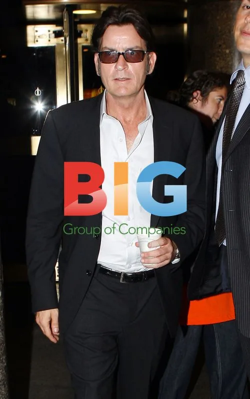 Charlie Sheen Leaves Rockefeller Bldg