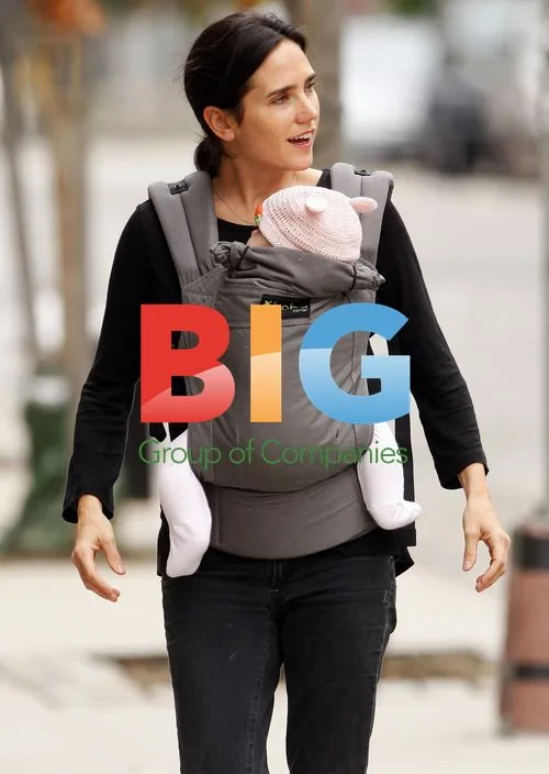 Jennifer Connelly walks with baby Agnes in NYC