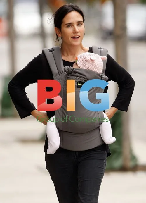 Jennifer Connelly and baby Agnes in New York
