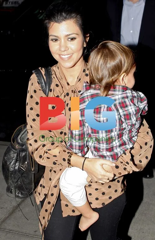 Kourtney Kardashian with son Mason at hotel