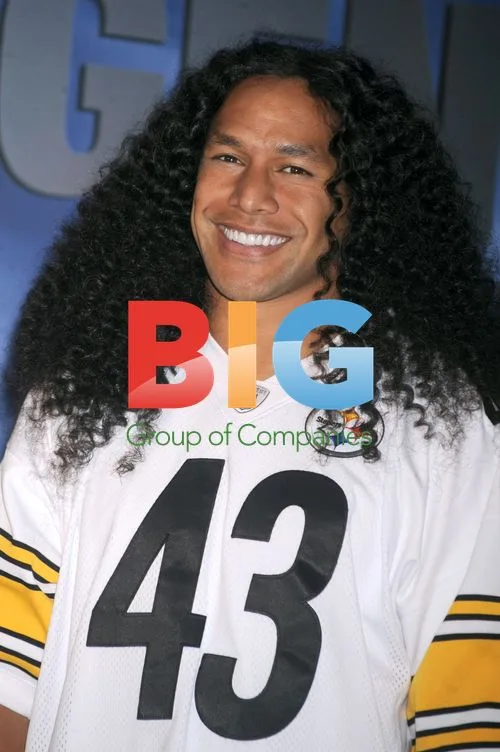 NFL Pro Troy Polamalu Unveils Wax Figure