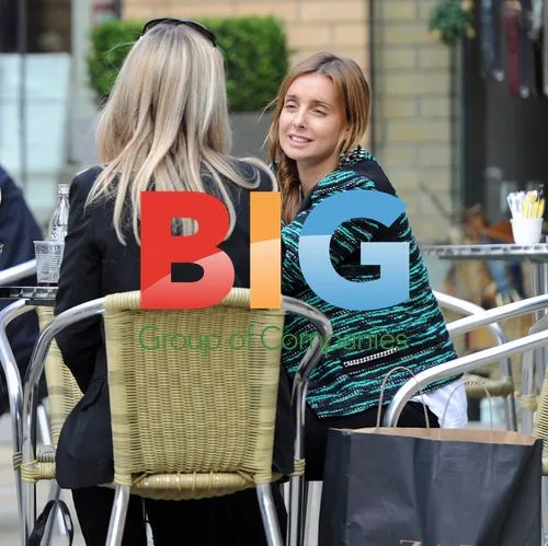 Louise Redknapp Shopping in London