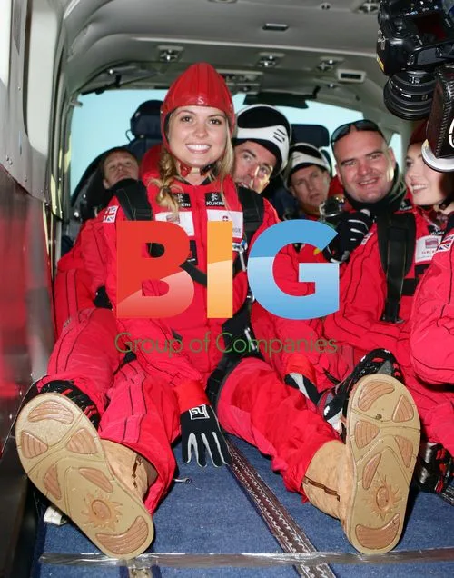 Alize Lily Mounter and Major Paul Blair Skydive