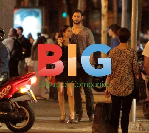 Elsa Pataky and Chris Hemsworth in Barcelona