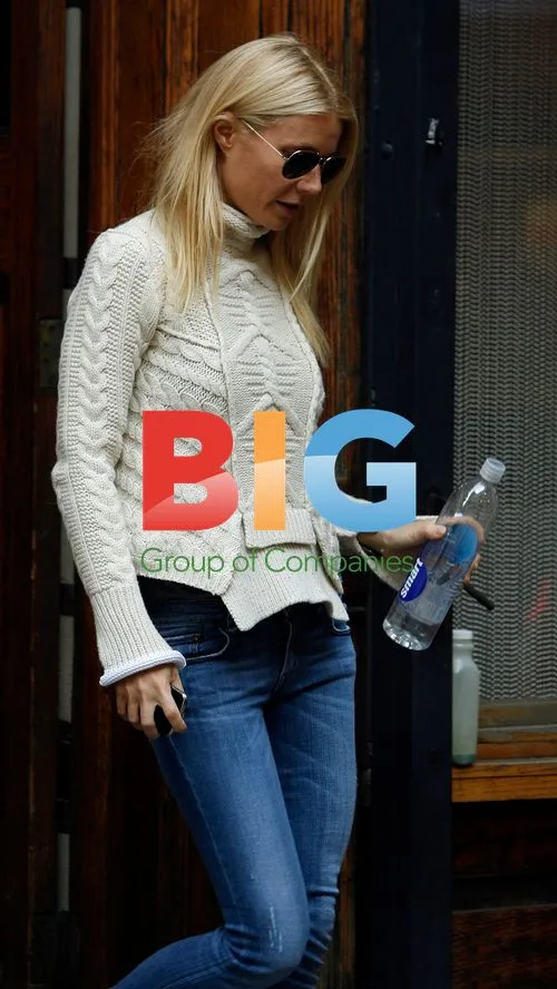 Gwyneth Paltrow on 'Thanks for Sharing' Set