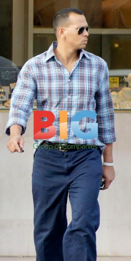 A-Rod Strolls Miami Beach