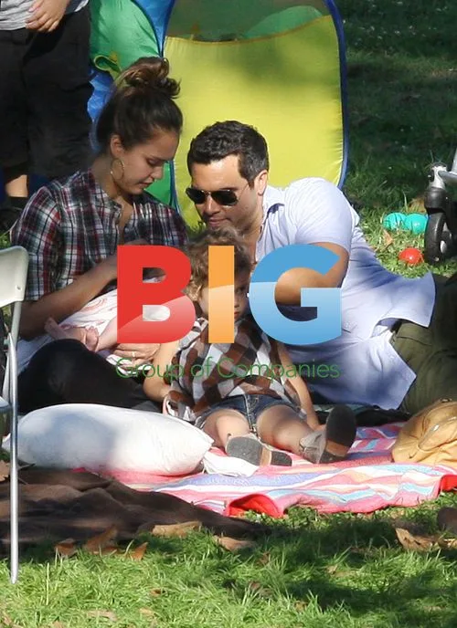 Jessica Alba at LA Park with Family