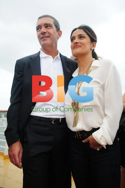 Salma Hayek and Antonio Banderas at 'Puss In Boots' Premiere
