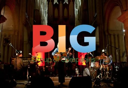 Laura Marling Performs at Norwich Cathedral