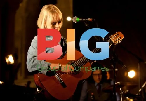 Laura Marling Performs at Norwich Cathedral