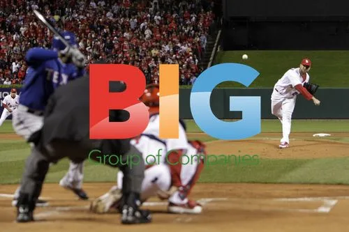 Chris Carpenter Pitches in World Series Game 1