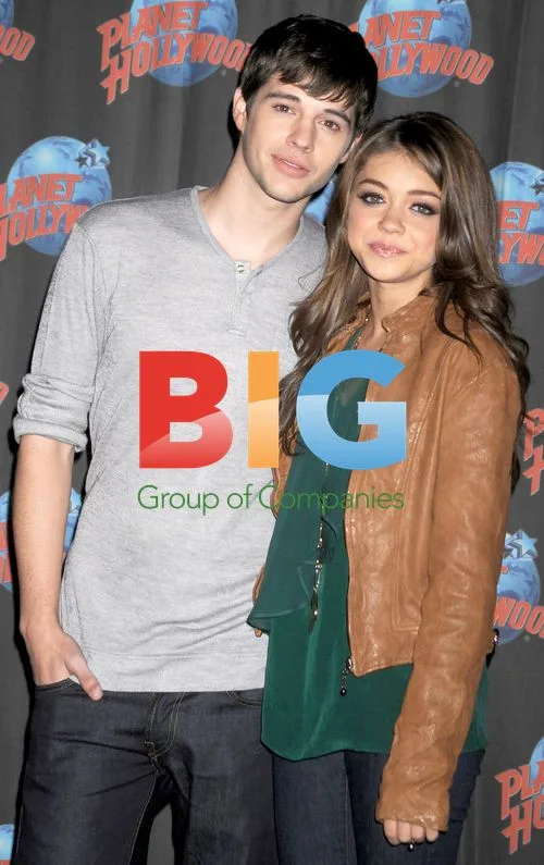 Matt Prokop and Sarah Hyland promote 'Geek Charming'