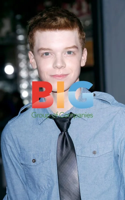 Stars Arrive at "In Time" Premiere