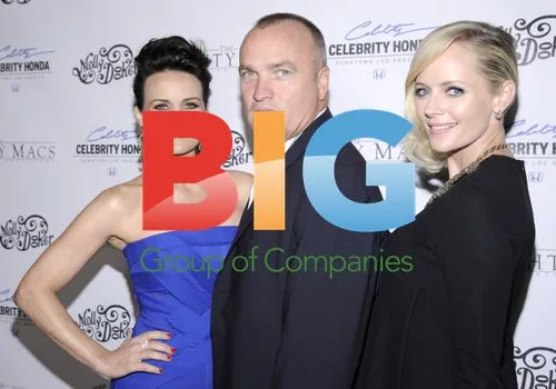Stars arrive at "The Mighty Macs" premiere