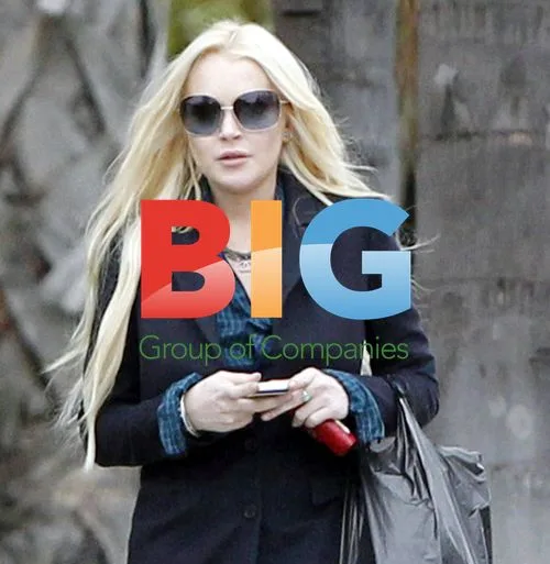 Lindsay Lohan and sister run errands