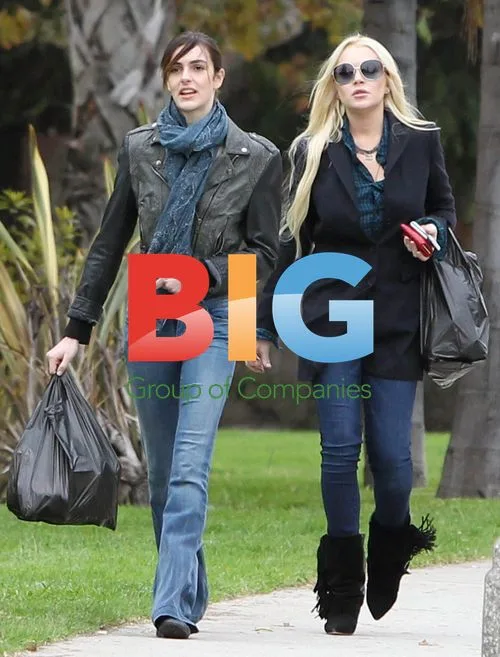 Lindsay Lohan Sisters Shopping Trip