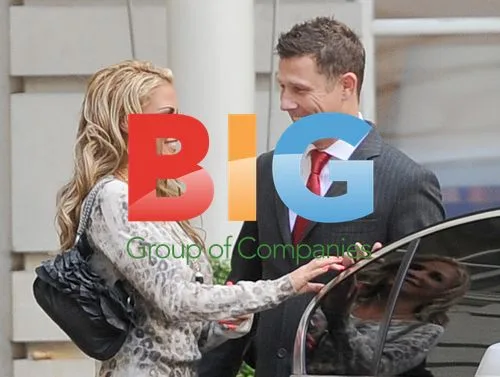 Katie Price Intimate Moment with Chauffeur