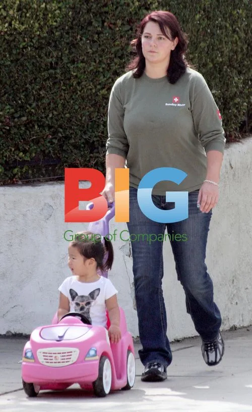 Nancy Leigh "Naleigh" Kelley on Stroll with Nanny