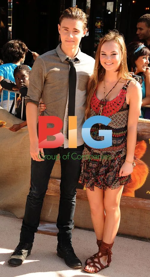 Madeline Carroll at 'Puss in Boots' Premiere