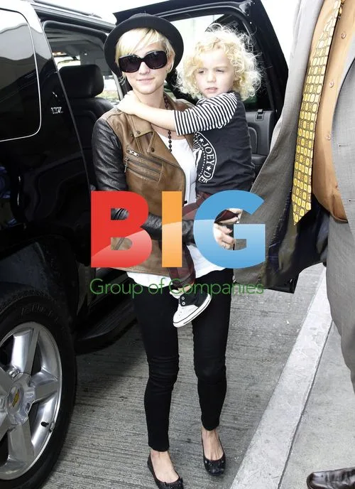 Ashley Simpson, Bronx Wentz, and Jessica Simpson at LAX
