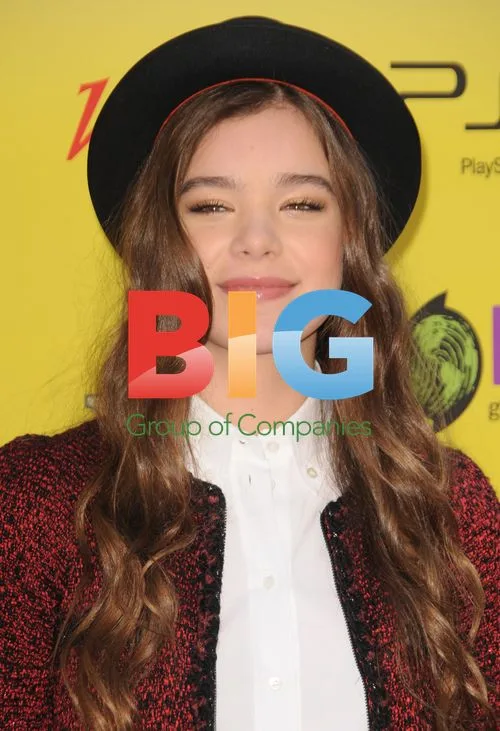 Hailee Steinfeld at Variety Power of Youth event