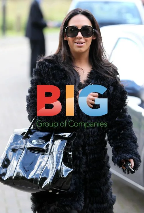 Peri Sinclair Leaving Sam Faiers' Home