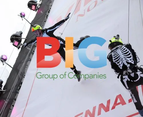 Alex Jones and James Jordan Spotted Doing Vienna Vertical Walk