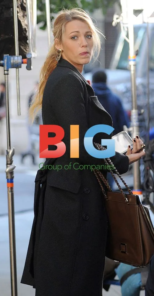 Blake Lively on 'Gossip Girl' set