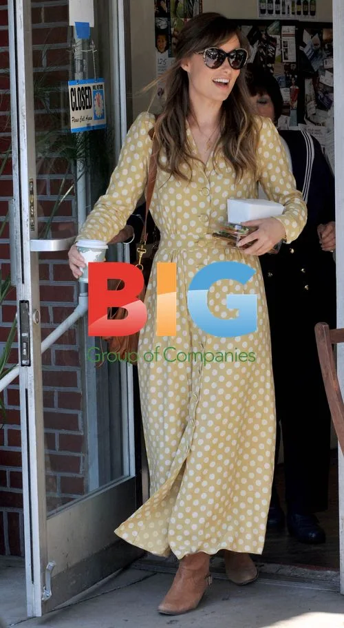 Olivia Wilde Grabs Coffee in Los Feliz