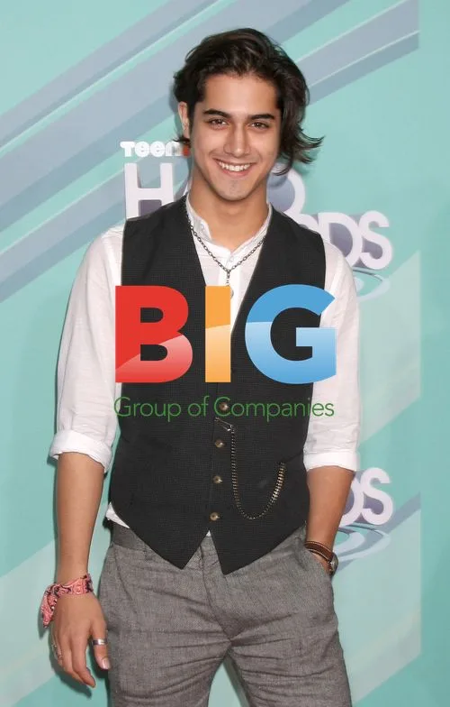 Avan Jogia at TeenNick HALO Awards