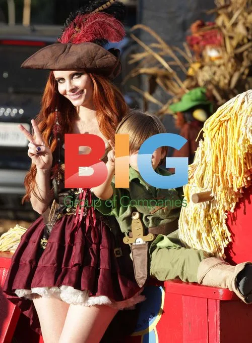 Phoebe Price at Pumpkin Patch