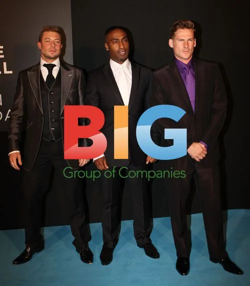 Blue Singers at Elton John Aids Foundation Ball