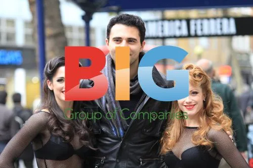 Darius Danesh and America Ferrera at Chicago Photocall