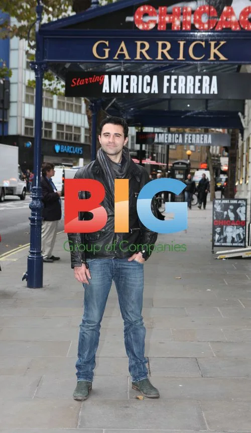 Darius Danesh and America Ferrera at Chicago Photocall