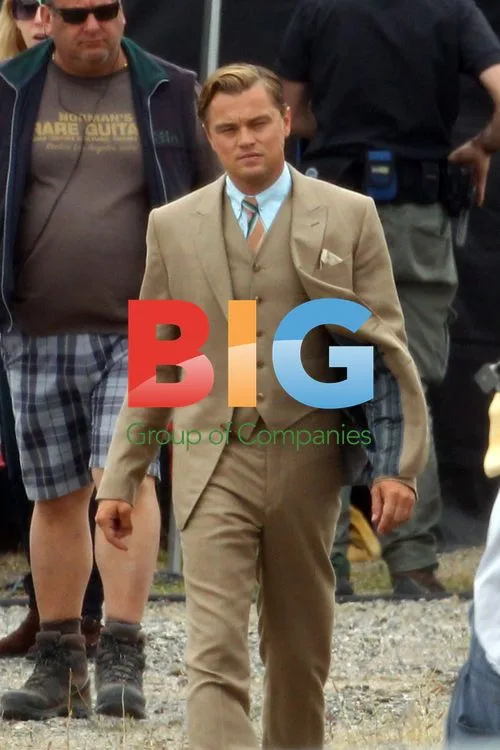 Tobey Maguire and Leonardo Dicaprio on Gatsby Set