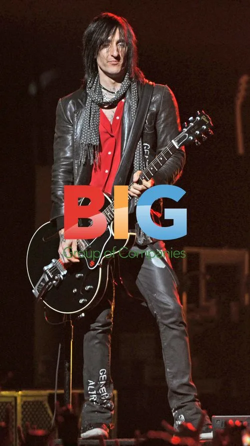 Guns N' Roses Perform in Miami