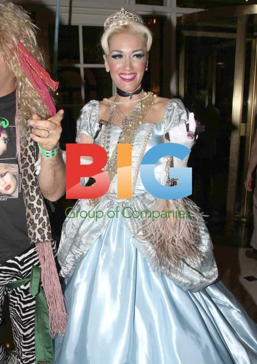 Gwen Stefani in Cinderella Costume
