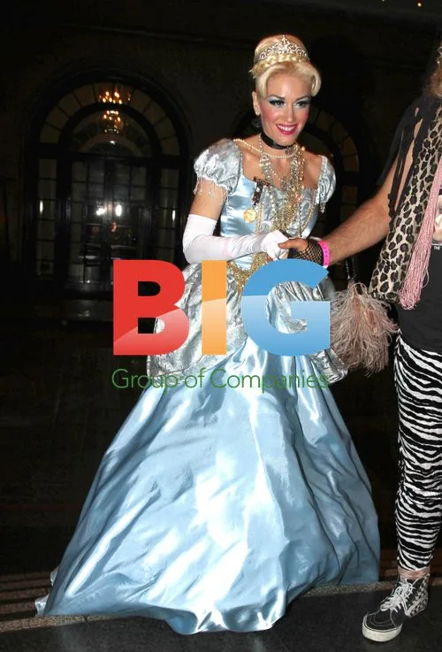Gwen Stefani in Cinderella Costume