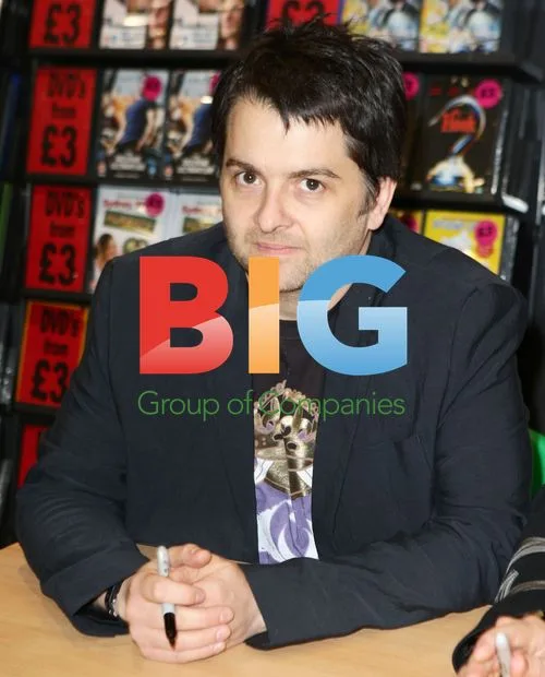 Manic Street Preachers Signing 'National Treasures'