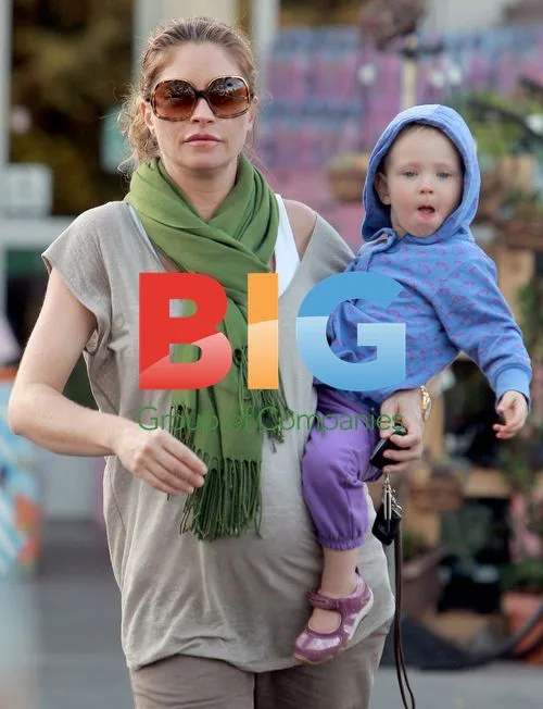 Rebecca Gayheart and Daughter Billie Dane Shopping