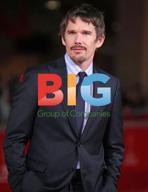 Ethan Hawke, Kristin Scott Thomas at \"La Femme du cinquieme\" Premiere