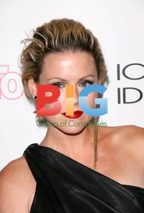 Kathleen Robertson at In Touch Weekly Event