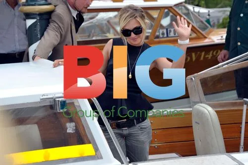 Celebs Arrive to Venice Film Festival