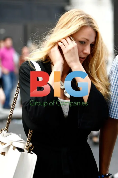 Blake Lively on 'Gossip Girl' set