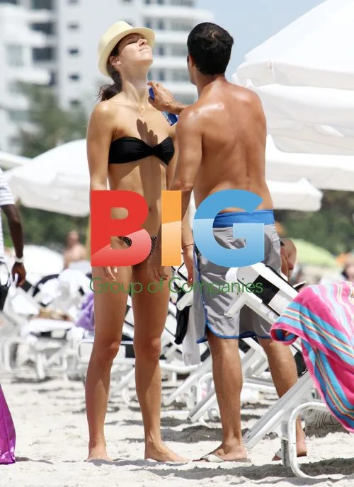 Gabi Rebeschini with Boyfriend in Miami